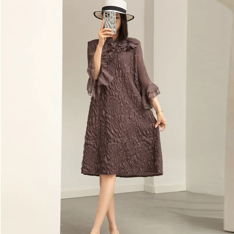 

miyake Pleated Dress Winter New Fashion Embroidered Standing Neck Pan Buckle Ruffle Edge7/4 Sleeve Age Reducing Mid length Dress