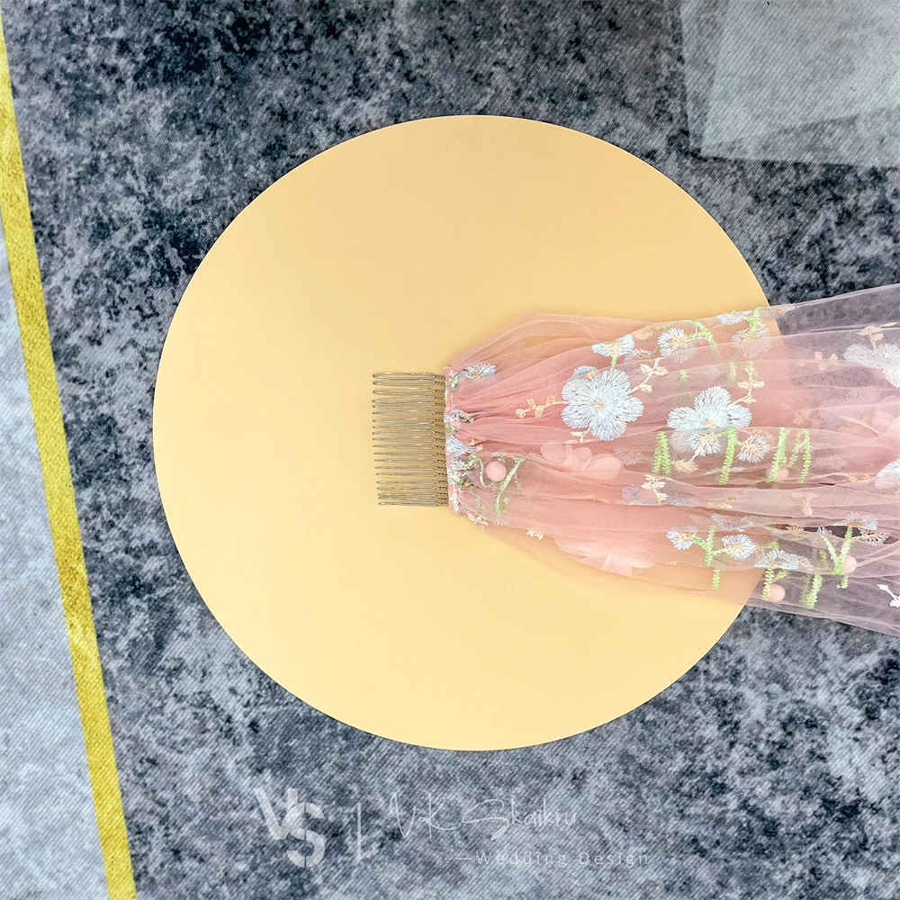 VK SKAIKRU ثلاثية الأبعاد نسيج الدانتيل الأزهار حجاب الزفاف للعروس طبقة واحدة حجاب الزفاف الإصبع مع مشط قطع حافة حجاب الزفاف قصيرة