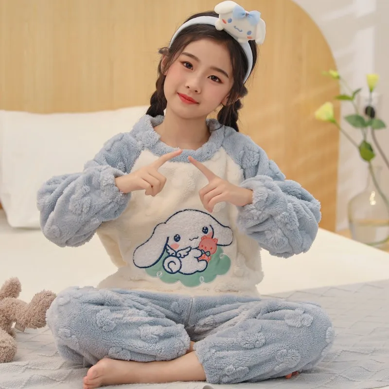 بدلة بيجامات سانريو هالو كيتي ماي ميلودي كورومي سينامورول للفتيات بدلة شتوية من الفلانيل كارتونية كاوليا طقم دافئ مكون من قطعتين #2