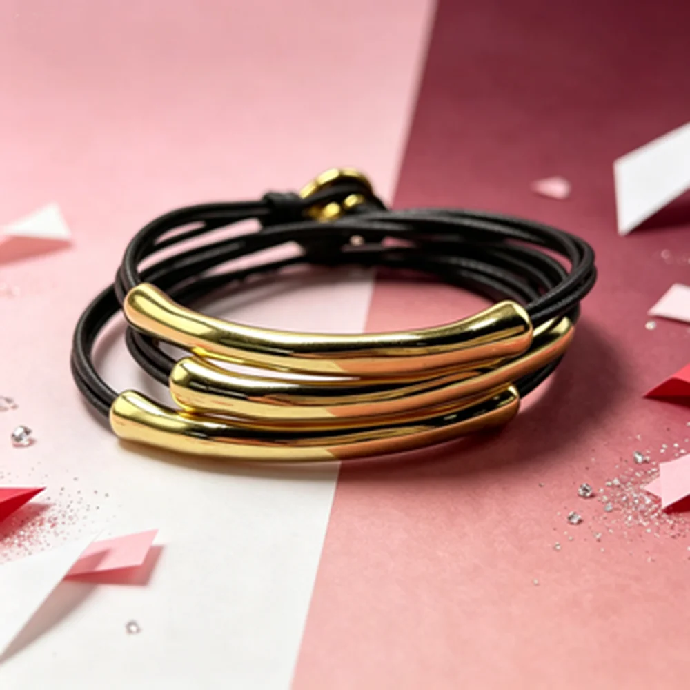 The best-selling niche design three-layer exquisite bracelet in Europe and America, a romantic gift for women's jewelry
