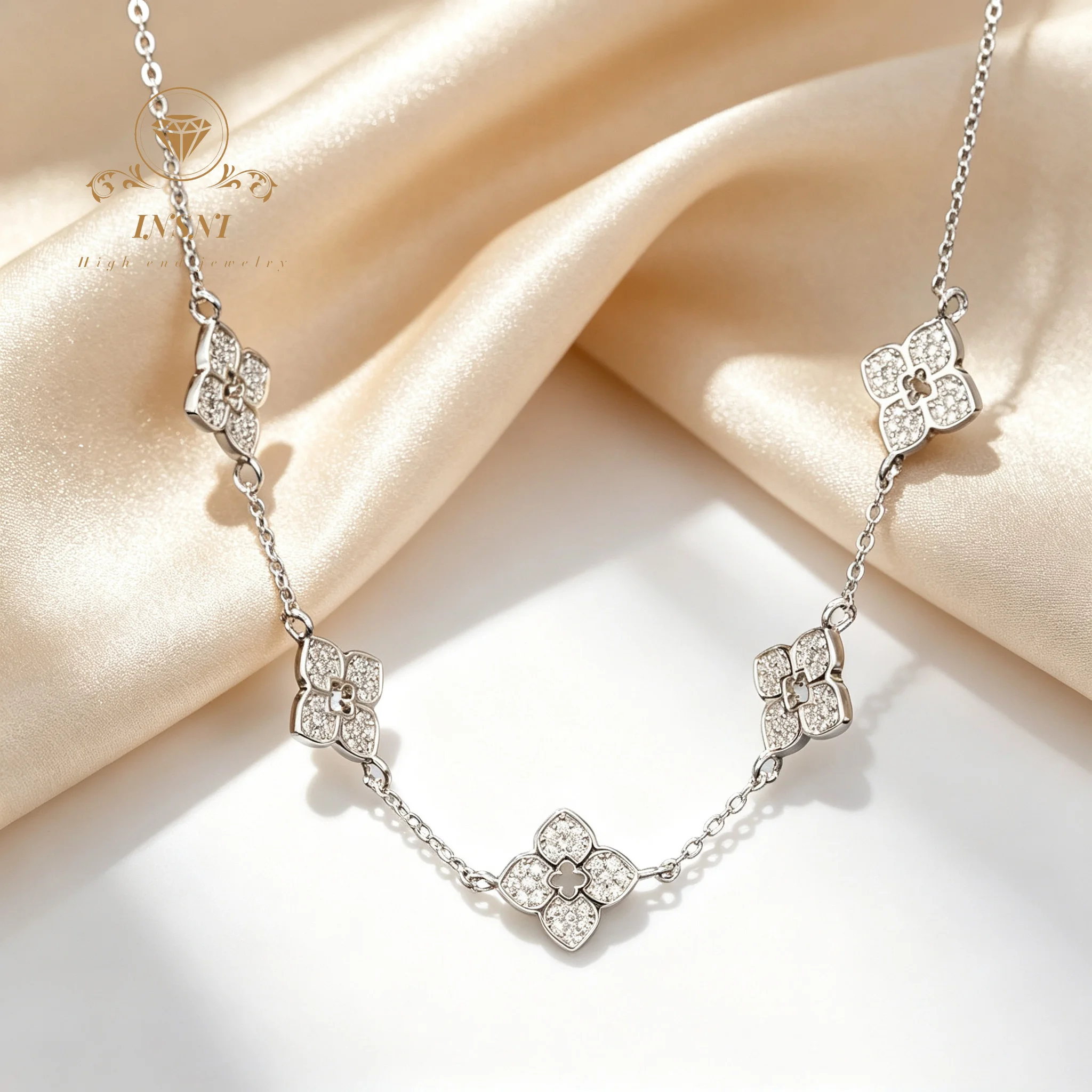 Four-leaf Clover Full Diamond Necklace Women's Collarbone Chain Cross-border Explosion Mozzarella Diamond Pendant Neck Chain