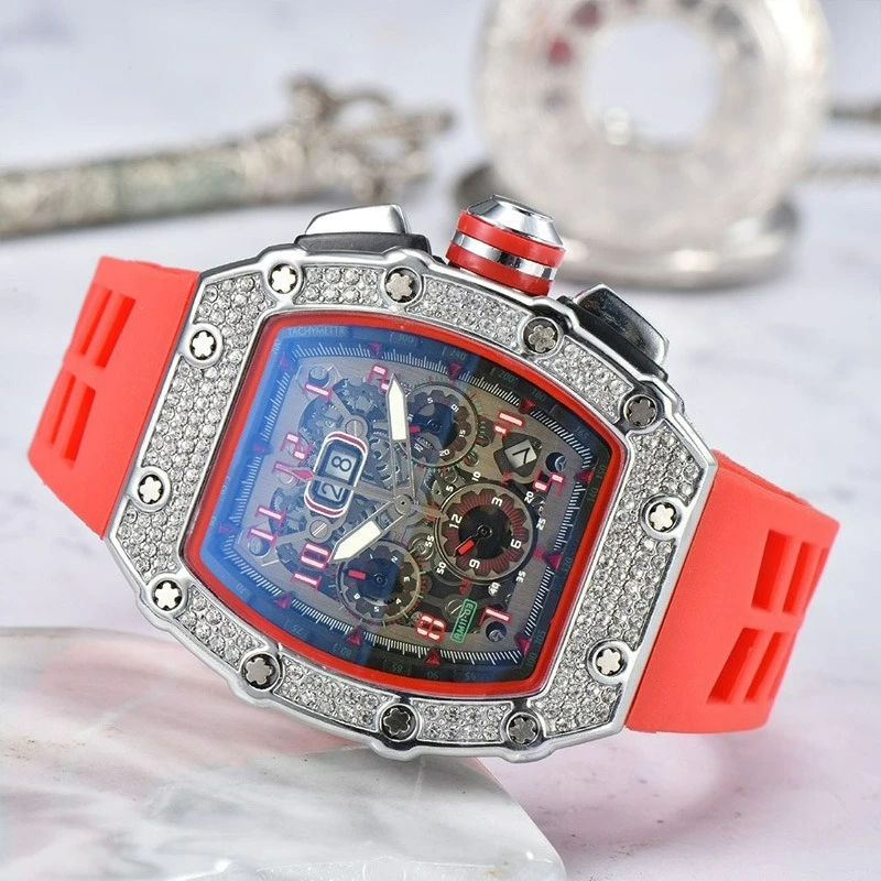 Business Fashion Multifunctional Quartz Movement Alloy Quartz Watch Barrel Small Three-Pin PU Strap Quartz Watch