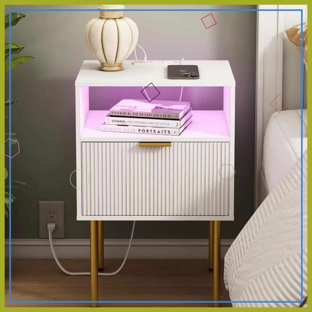 

Современная прикроватная тумбочка с зарядной станцией, LED-подсветкой, выдвижным ящиком и рифленым дизайном для спальни или гостиной