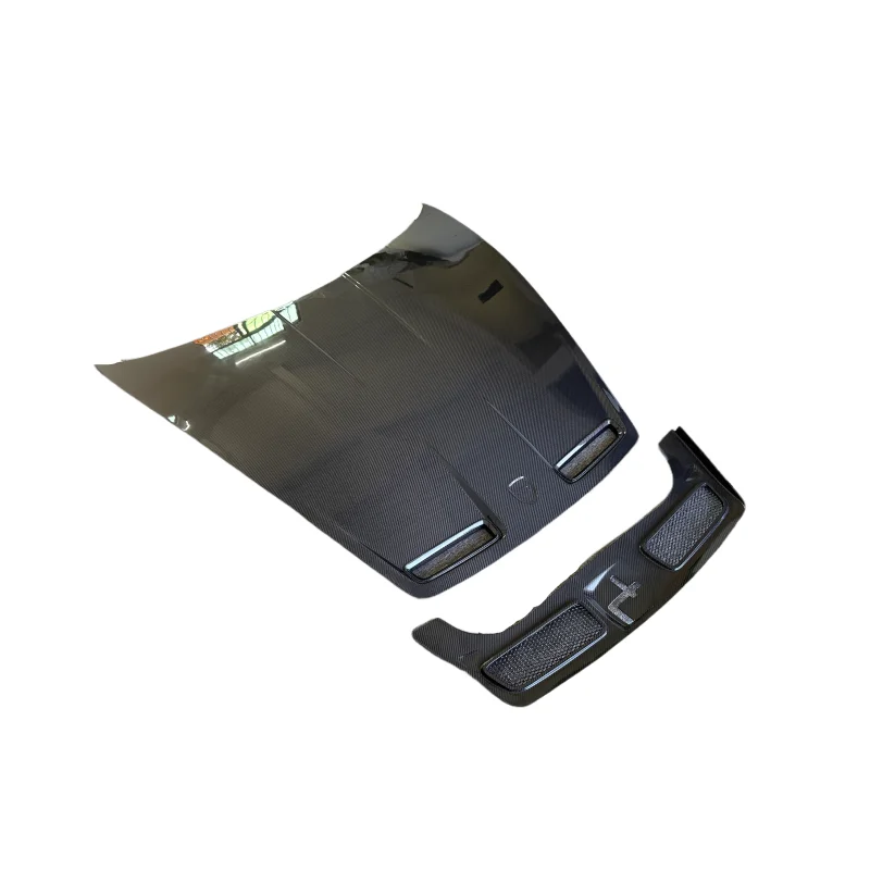 

Carbon Fiber Engine Hood for Upgrading 992 to GT3 Style, Low Configuration Upgraded to High Configuration