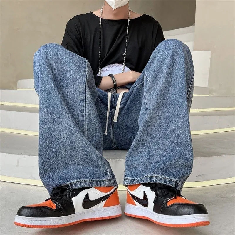 กางเกงยีนส์ทรงหลวมผู้ชาย สไตล์เรียบง่าย สีพื้น กางเกงยีนส์ขายาวผู้ชาย สไตล์เกาหลี แฟชั่นสตรีท สไตล์หลวมๆ ลำลอง กางเกงยีนส์ผู้ชาย