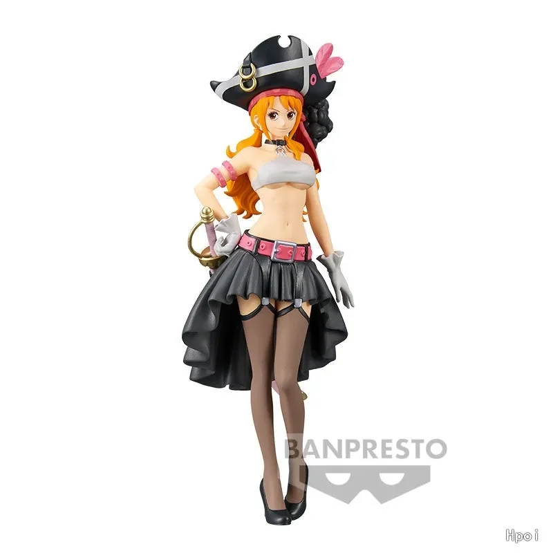 19CM Anime jednoczęściowa figurka Nami czarne ubrania jednoczęściowe z filmu czerwone seksowne dziewczyny figurka PVC zabawka-model do