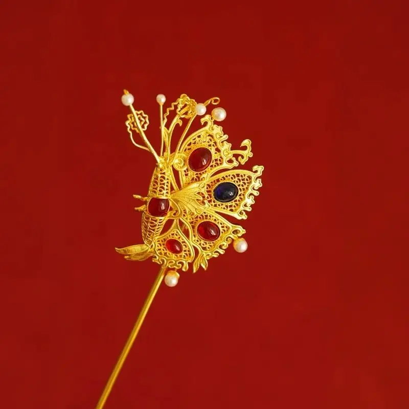 

Позолоченные заколки для волос в стиле династии Мин в форме полукрыла бабочки с рубино-синим драгоценным камнем, украшение для волос ханьфу для женщин, свадебный подарок