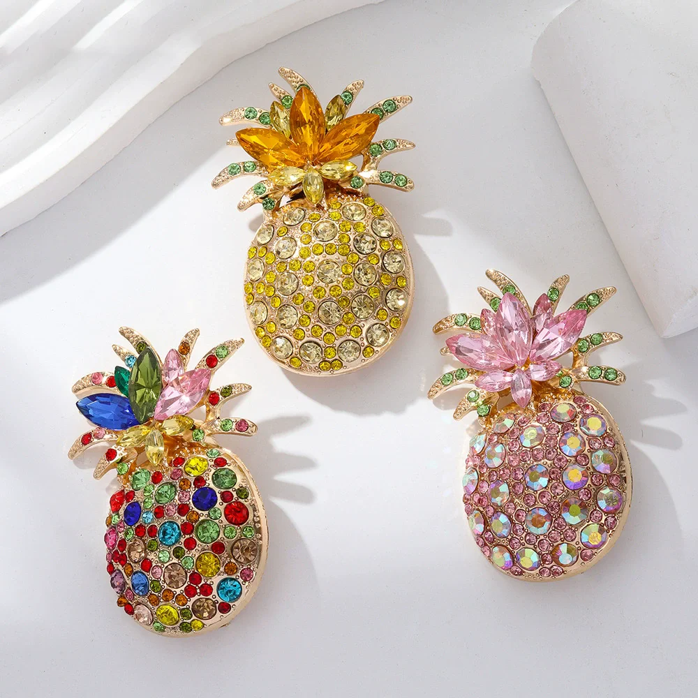 Multi-Color Luxury Rhinestone Pineapple Brooch for Women Men Exquisite Gorgeous Crystal Shining Boutique Fruit Pin Badges