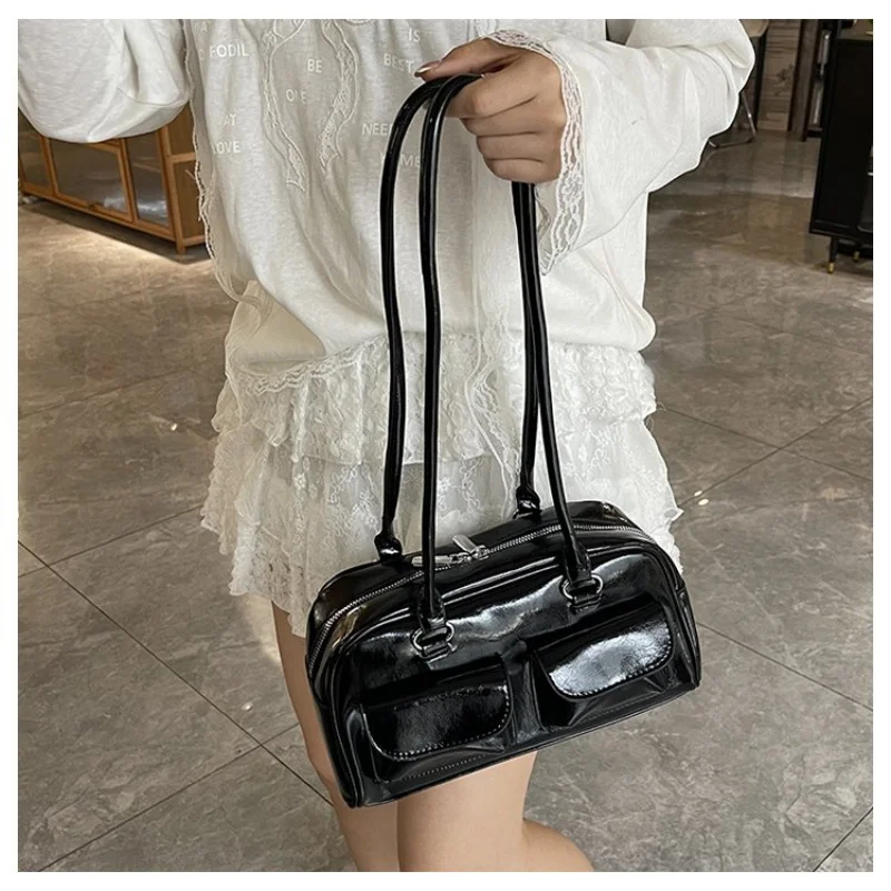 

Luxury High-End Tote Bag For Women Large Capacity Solid Color Trendy Design Minimalist Elegant Vintage
