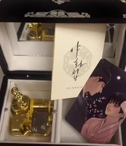 Imagen 2 del producto El pintor de la Night Music Box oficial original (caja + tarjeta + letras) y otras mercancías oficiales se pueden elegir