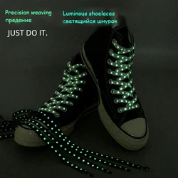 Lacci per scarpe luminosi riflettenti piatti Glow In The Dark lacci per scarpe da ginnastica a fluorescenza lacci per scarpe a cinque stelle ad alta luminosità 1 paio