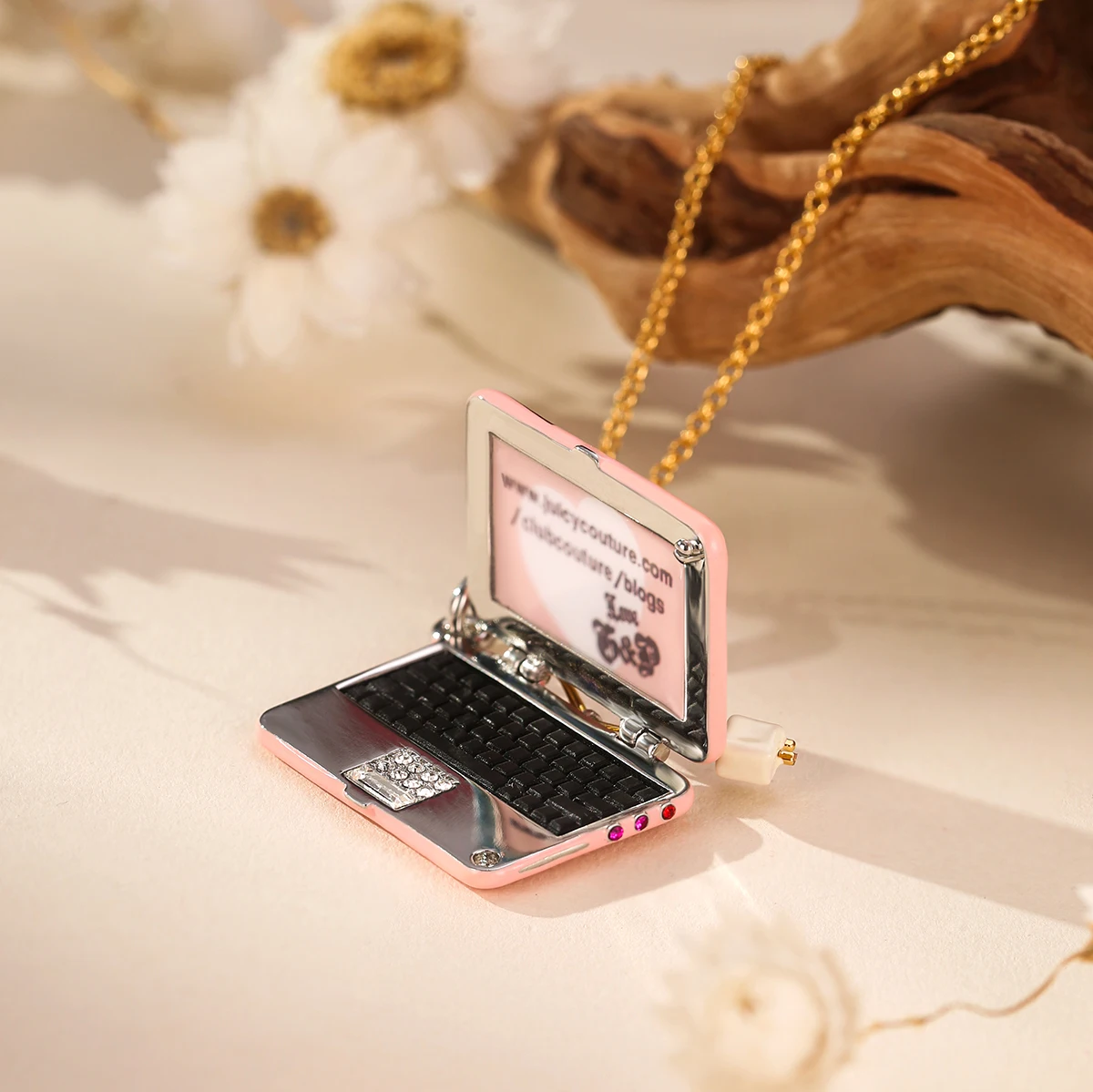 1Pc Korean Fashion Pink Enamel Letter Print Laptop Pendant Necklace Exquisite Design Jewelry Accessories Fashionable Chain Gift