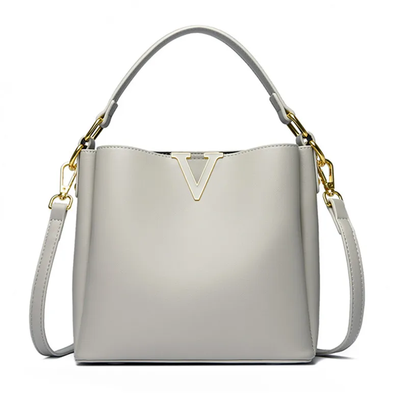 حقائب يد نسائية جلدية ذات علامة تجارية مشهورة لعام 2025 حقيبة يد فاخرة بتصميم أنيق على شكل حرف V حقيبة دلو موضة جديدة حقيبة كتف عبر الجسم #3