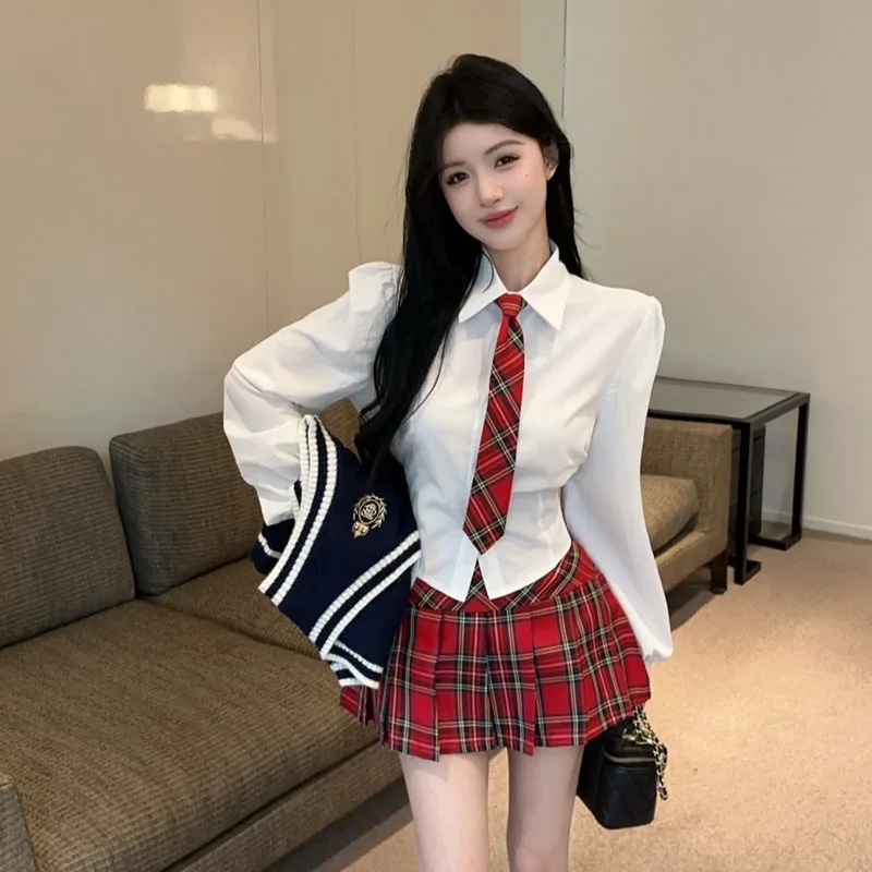 

Женский комплект для колледжа, жилет с v-образным вырезом, многослойная белая юбка с высокой талией Pure Desire, красная плиссированная юбка, осень-зима, Ne...