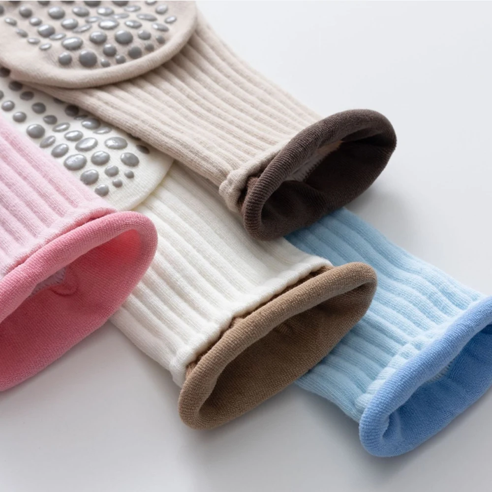 موضة موجة حافة المرأة اليوغا الجوارب بيلاتيس المضادة للانزلاق قصيرة أنبوب القطن الرياضة داخلي الهوائية تمارين اللياقة البدنية جوارب يمكن السير بها على الأرض #4