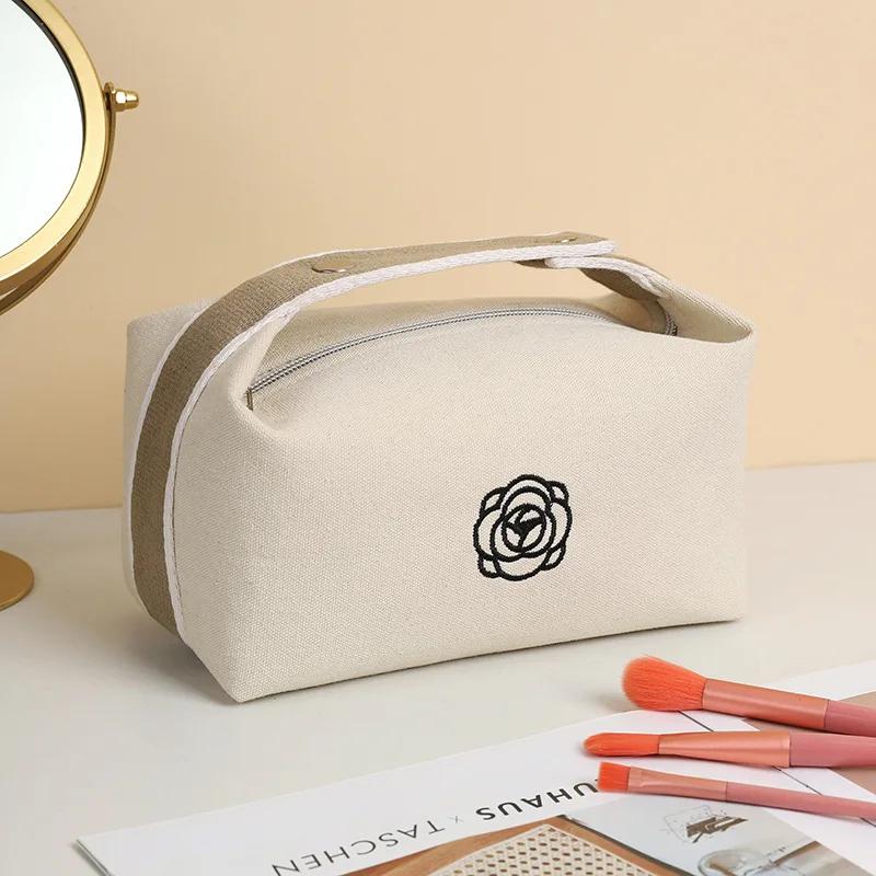 Damen-Kosmetiktasche aus Canvas, tragbare Make-up-Tasche, luxuriöse Blumen-Aufbewahrungstasche, Kosmetik-Organizer, unverzichtbare Reise-Toilettentasche – Detail 4
