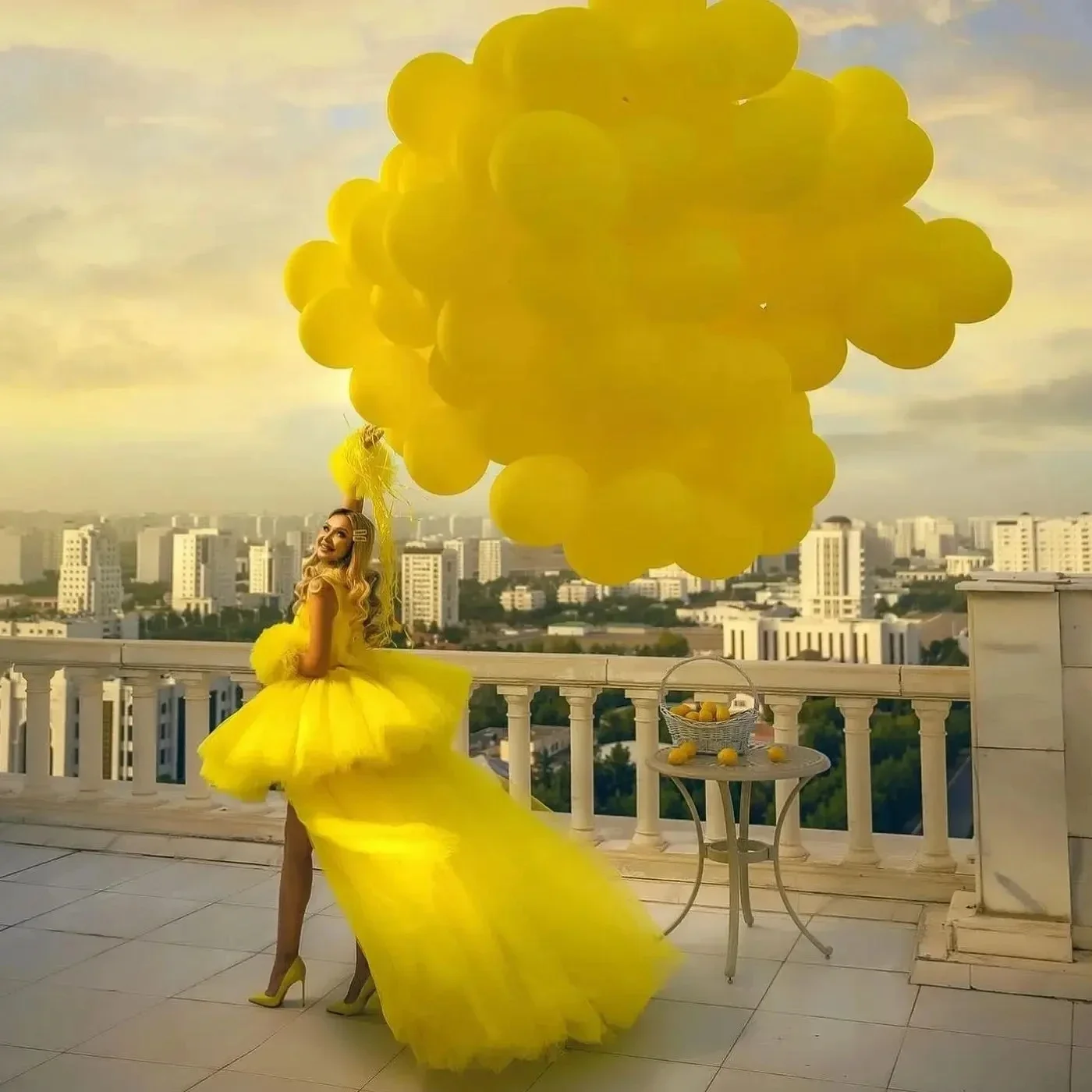 Vestido de baile de tul amarillo hinchado de hadas para mujer, cuello alto y bajo transparente, vestido de noche con cuentas sin mangas, vestido Formal de cumpleaños