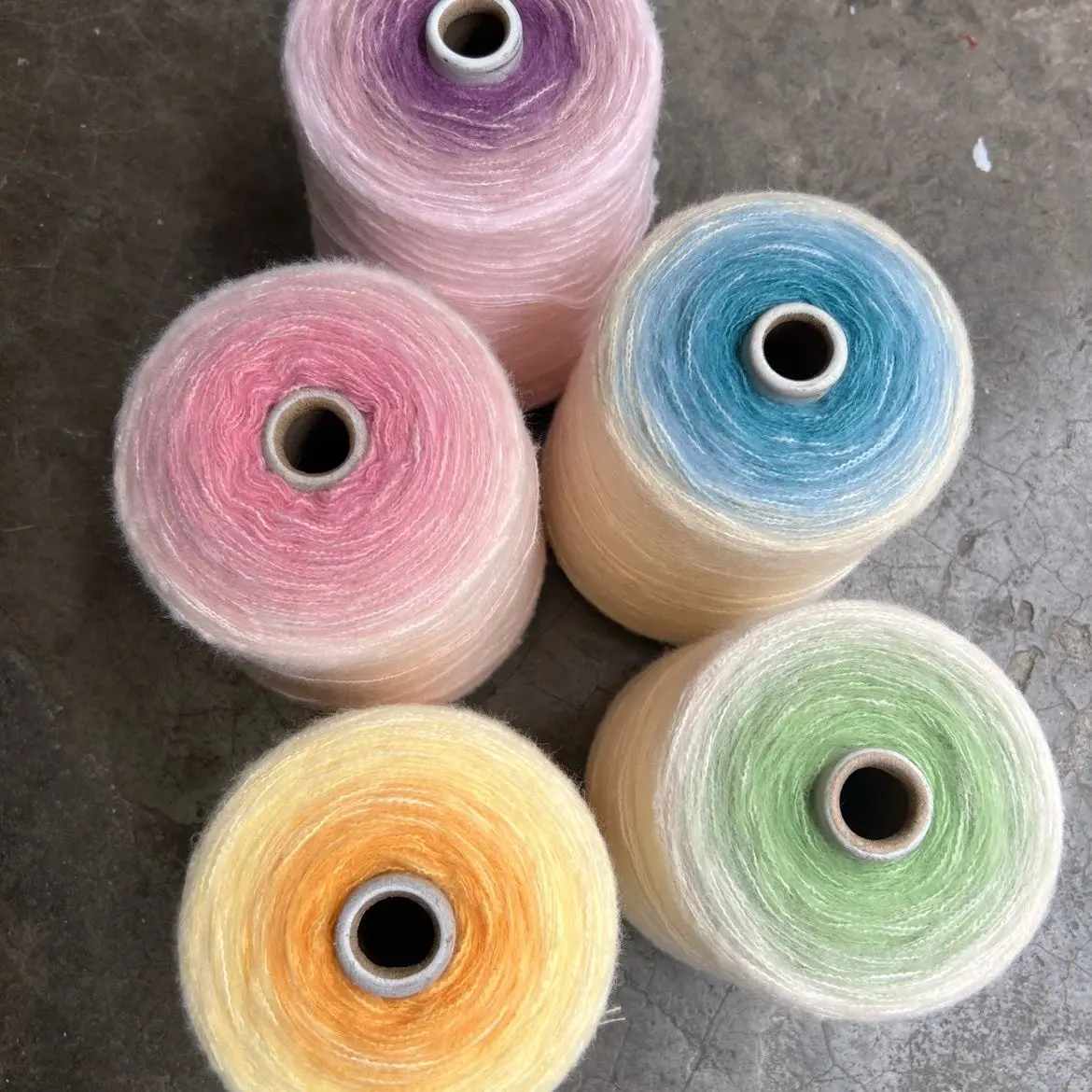 New Cake Thread 3-Strand Youlu Velvet Woolen Handmade Color Change Soft and Skin Friendly, Not Easy To Pill Shawl Scarf Blanket