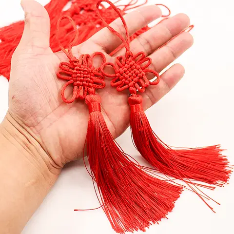 8 best sales röd tofs - №5