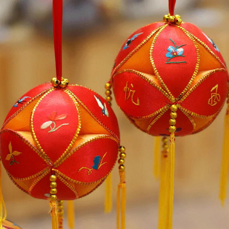 

Guangxi Embroidery Ball Throwing Game Dance Zhuang Ethnic Characteristics Handicrafts Embroidery Gifts Boutique Pendant