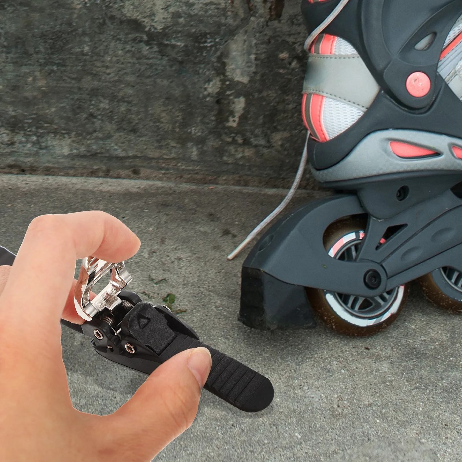 สายรัดรองเท้าสเก็ตแบบปรับได้ 2 ชิ้น ทนทาน ใช้สำหรับการเล่นสเก็ตอย่างราบรื่น อุปกรณ์รองเท้าสำหรับมืออาชีพ