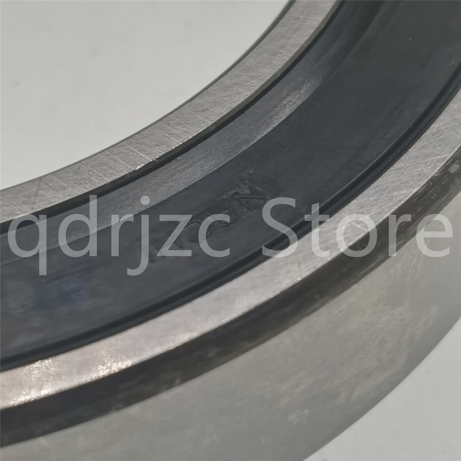 Deep groove ball bearing 6017-2NSL 6017NSL = 6017-2RZ 6017RZ 6017VVCM 6017V 6017LB 85mm X 130mm X 22mm