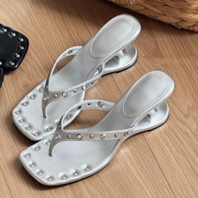 

New Brand Casual Women's Metallic Silver Studded Thong Sandals Elegant Square Toe High Heel Summer Femme Solid Color Flip Flops