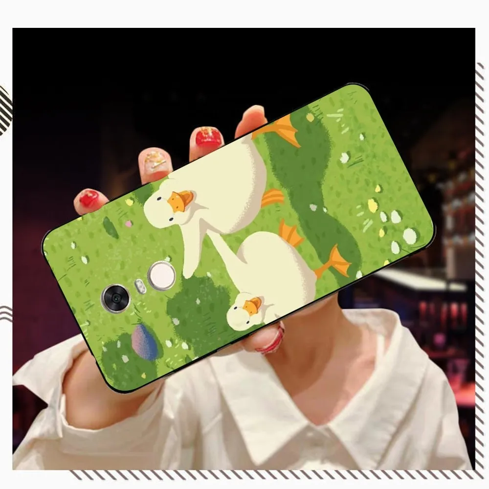 Cartoon Duck Phone Case For Redmi 5 6 7 8 9 10 plus pro 6 7 8 9 A GO K20 K30 K40 pro plus F3 Fundas