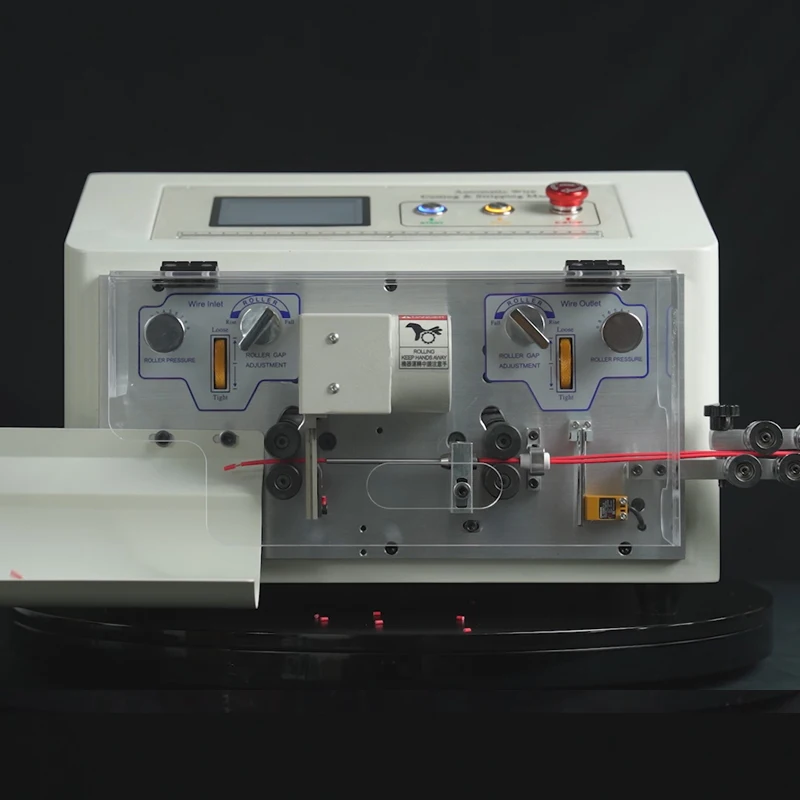 

Автоматический станок для зачистки и резки проводов SWT-608-SDB2N SDB2S с 4 колесами, двойным механизмом зачистки, мощностью 330 Вт и защитной трубкой