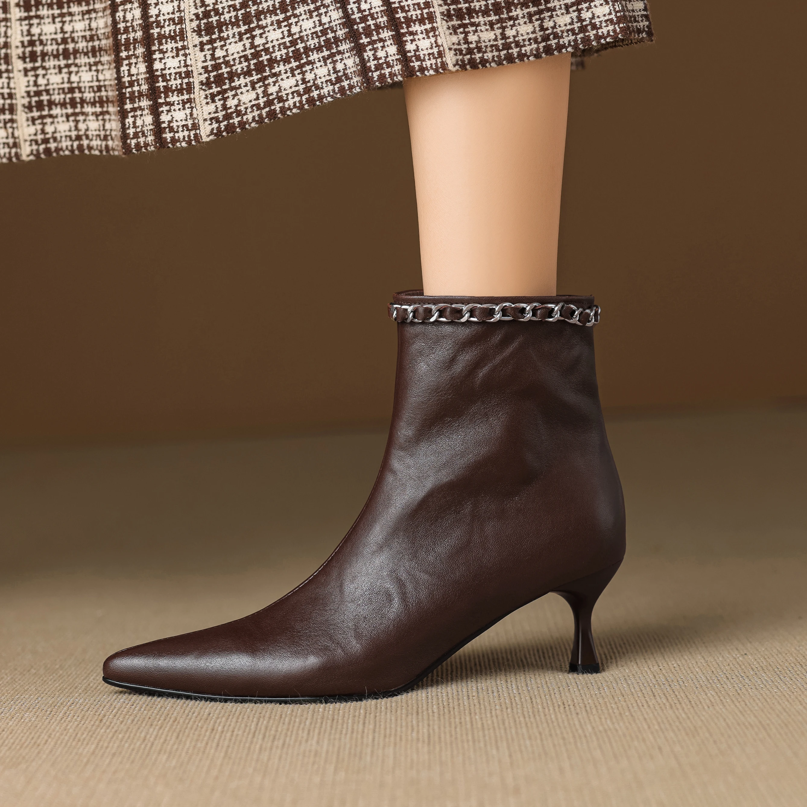 

Handmade Genuine Leather Pointed Toe Metal Chain Women's Ankle Boots Modern High Heels Elegant Pumps Fashion Womens Shoes