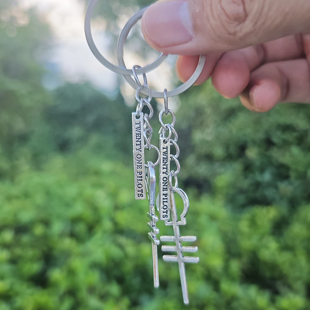 Twenty One Pilots Keychain Vintage Pendants Keyring Bff Friendship Skeleton Key Chain for Men Women Music Hip Hop Jewelry