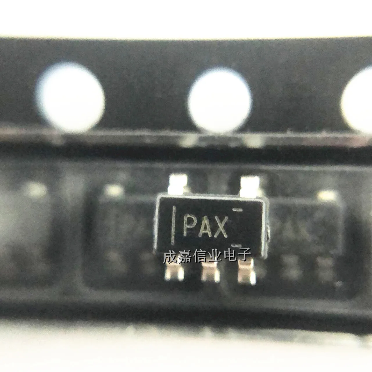 10pcs/Lot TLV70450DBVR SOT-23-5 MARKING;PAX LDO Voltage Regulators 150mA,Ultra-Low IQ High Vin LDO Reg