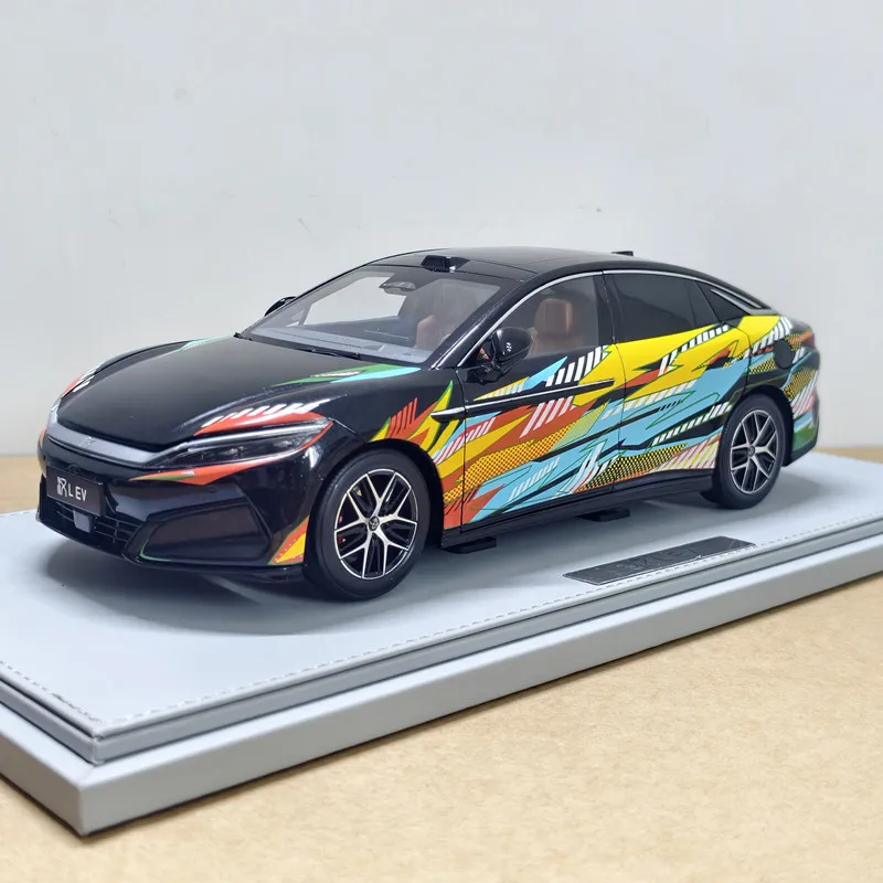 

Byd 1:18 Scale Original Factory Han L Ev Alloy Diecast Car Model Collection Edition For Adult Collectors Home Display