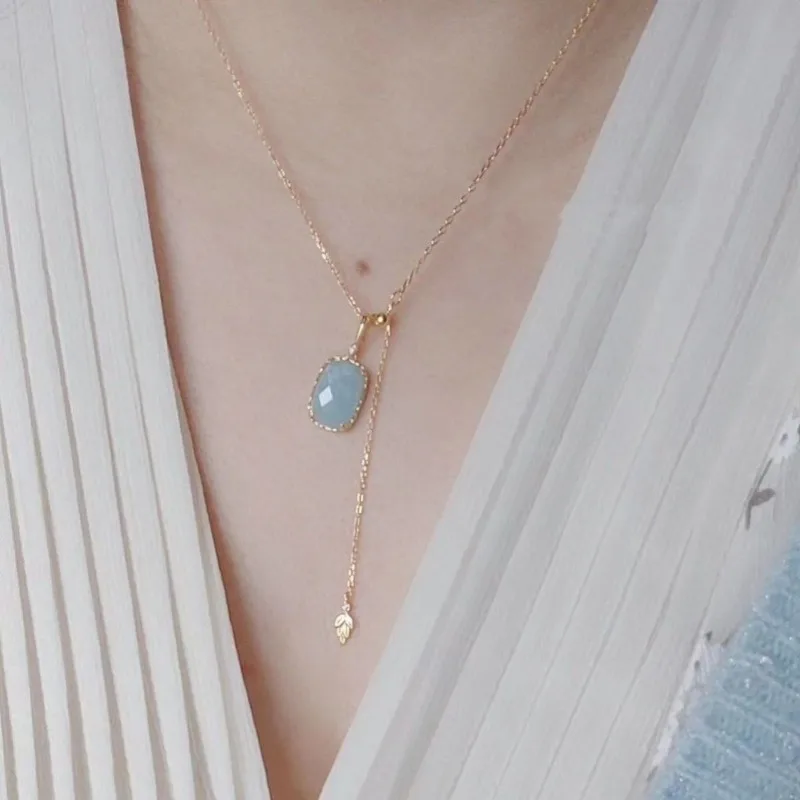 

Sea blue square gemstone necklace elegant light luxury jewelry sets small and fresh fashion clavicle chain engagement ring