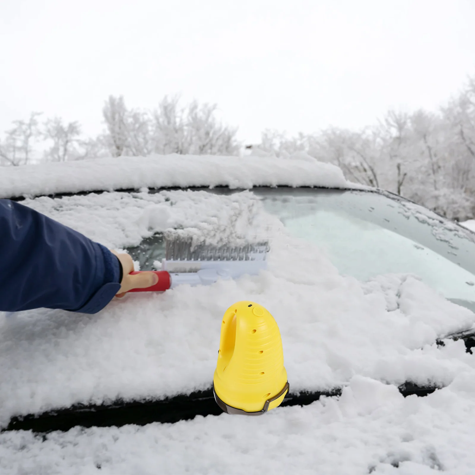 

1Set Snow Remover Tool Electric Ice Scraper for Car Windshield Cleaning Winter Safety Gadget Compact ABS Frost Removal Device
