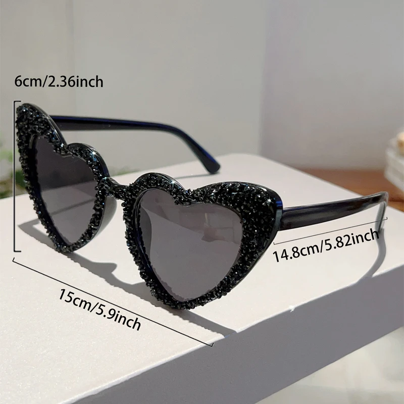 KAMMPT Vintage Heart Shaped Sunglasses with Rhinestones Women 2024 New Original Sweet Sun Glasses Trendy Brand Decorative Shades