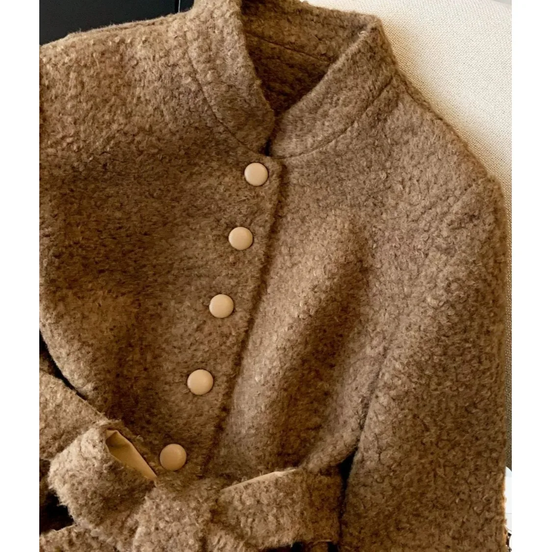 2026 New Women's Short Woolen Coat Autumn Winter Fashion Outerwear Coffee Color Tailored Jacket Neutral Style Polyester Fiber