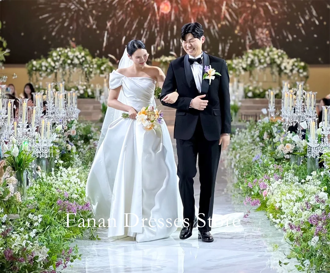 FANAN 원 숄더 한국 a 라인 반팔 새틴 웨딩 드레스 웨딩 드레스 아이보리 맞춤형 예쁜 신부 가운 플러스 사이즈