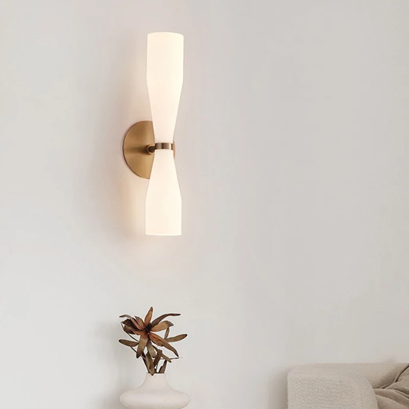 

Nordic Luxury Metal Wall Lamp LED Light Double-headed White Glass Lampshade Bedroom Kitchen Study Living Room Restaurant Sconces