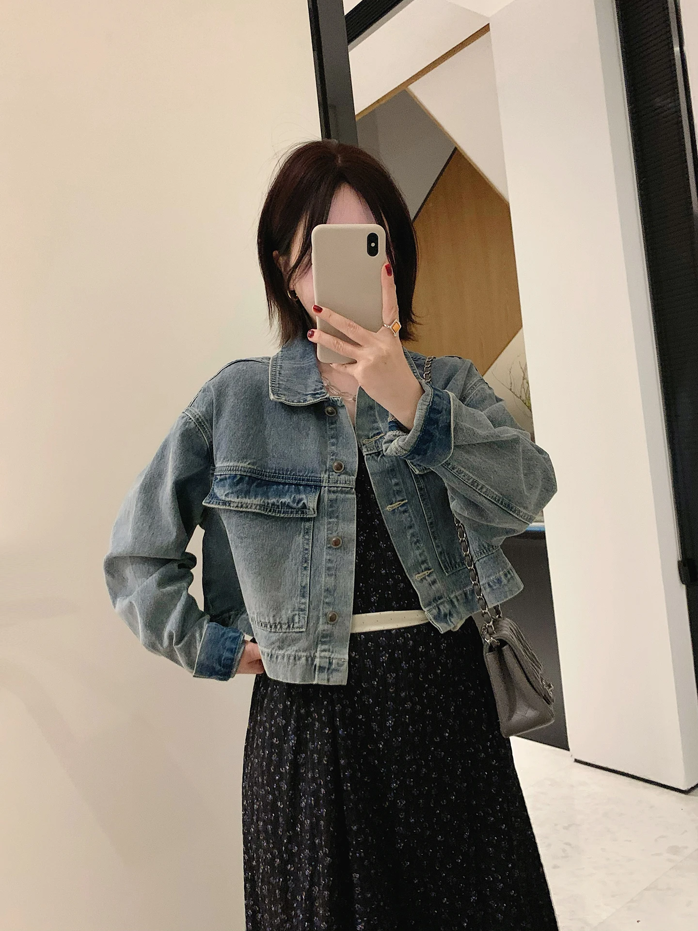 

High Quality Versatile Washed Denim Short Jacket Women's Jacket 2026 Spring Korean Style Slimming Trendy Misslady