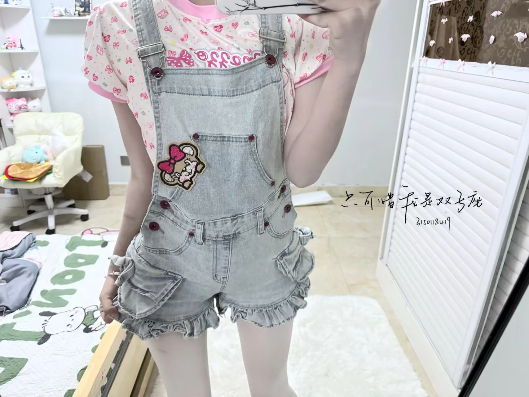 

Модный винтажный комбинезон-шорты Y2K для женщин, универсальный, с японской мультяшной вышивкой, джинсовый, цельный
