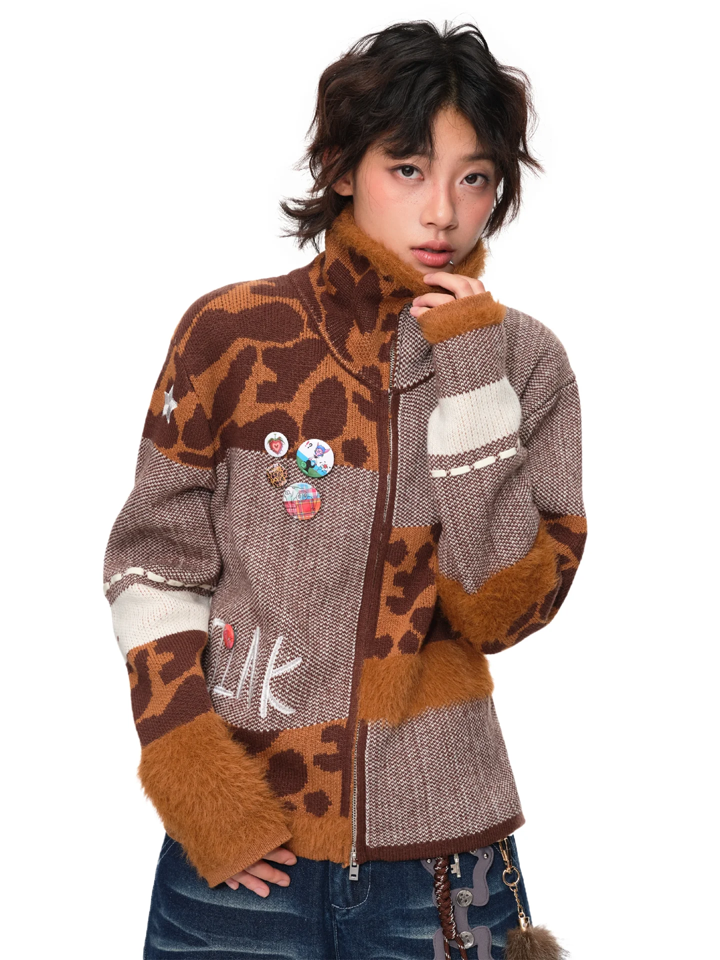 

Oink Oink Leopard Print Patchwork Collar Loose Knitted Sweater Coat for Women with Scarf American Sle Soft Long Sve Card...
