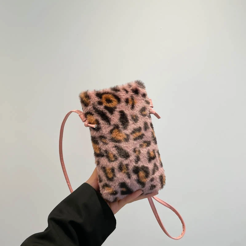 Mode Frauen Kuh Druck Mini Schulter Taschen Weibliche Winter Plüsch Unterarm Taschen Leopard Zebra Muster Flauschigen Tragetaschen Kleine Geldbörsen – Detail 27