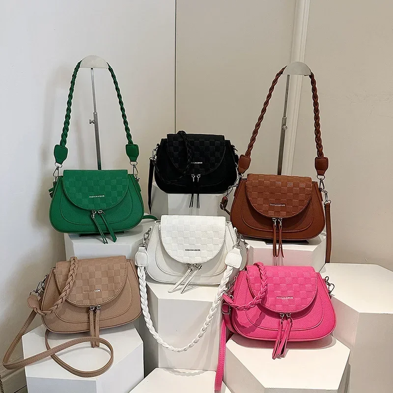 

​​Women's 2025 Luxury Plaid Saddle Bag​​ - Faux Leather Chain Shoulder Strap, Convertible Crossbody & Shoulder Bag for Daily Use