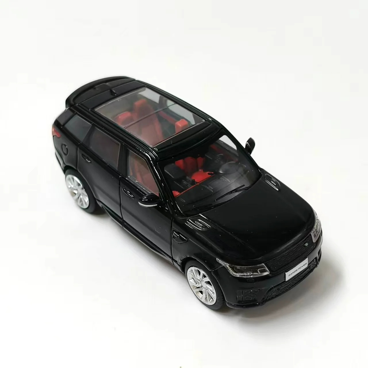 Diecast WHELART escala 1:64 Land Rover Range Sport 2018 coche en miniatura de aleación juguete coleccionable regalo adorno de exhibición de recuerdo