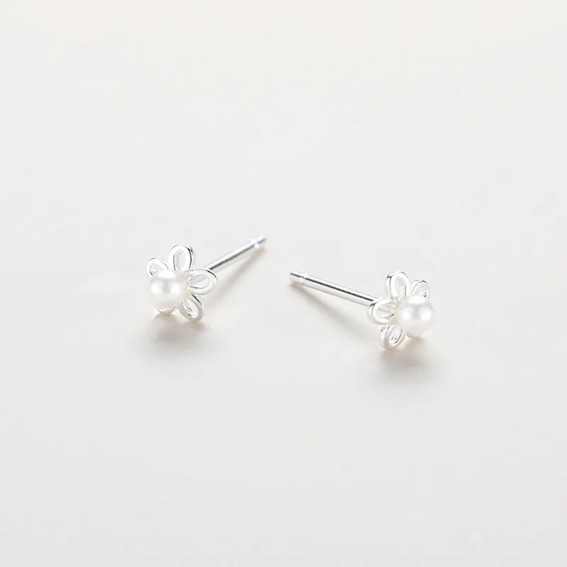 VOQ Simple Flower Stud Earrings Small Fresh Sweet Pearl Earrings for Girls Students Korean Version of Jewelry image 6