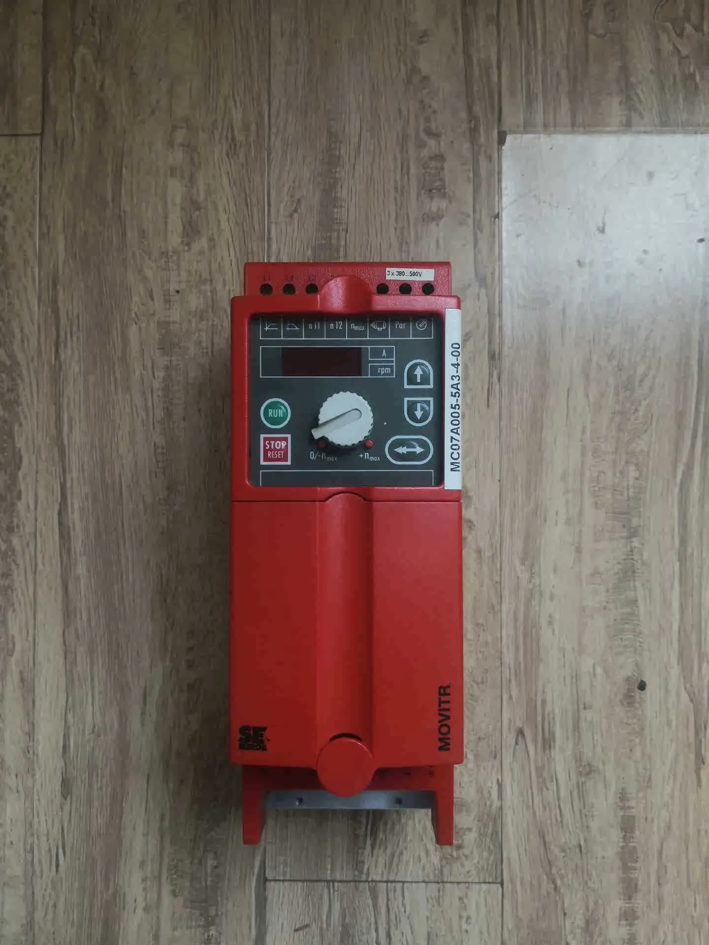 

MC07A005-5A3-4-00 Industrial Motor Control Inverter for SEW Equipment