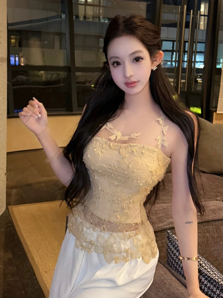 

Sweet Design Hollow out Flower Mesh Splice Strap Vest Sexy Slimming Top Women's Fashion Lace Shirt Sleeveless Summer Clothes
