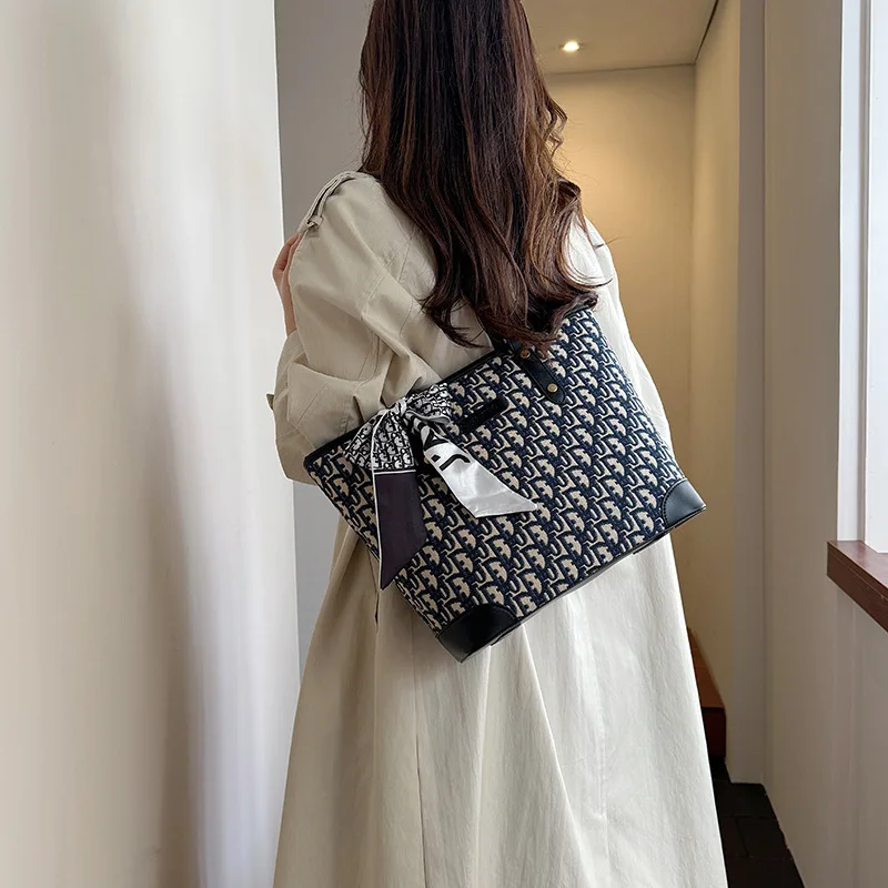 

Роскошная сумка-тоут с монограммой и вышивкой, дизайнерская большая женская сумка на плечо, элегантная сумка-шоппер и через плечо для поездок на работу