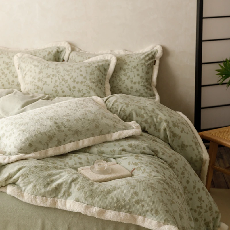 Class A carved milk velvet four-piece suit winter coral velvet plus velvet double-sided warm quilt cover green plush sheets